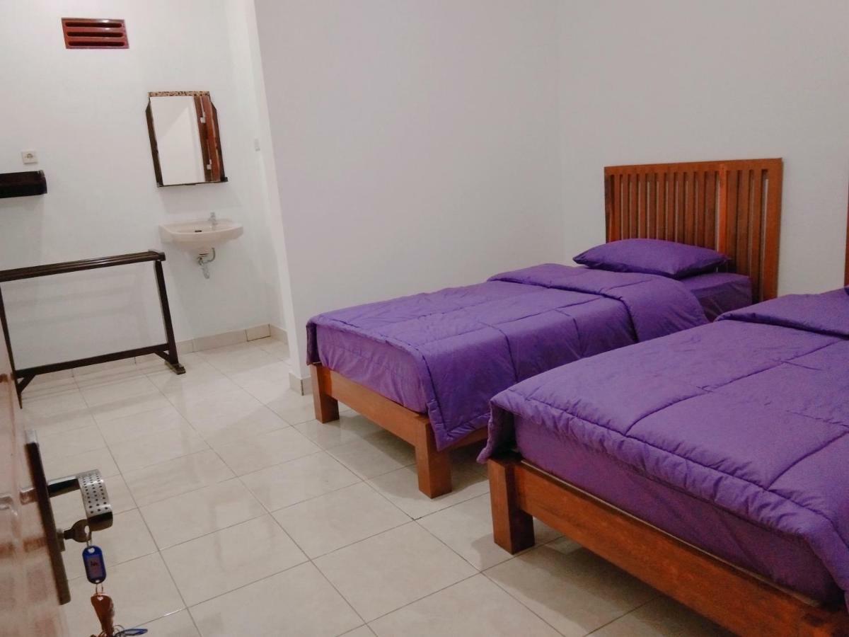 Safsia Homestay Toyapakeh Extérieur photo